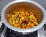 आलू की सब्जी और पूरी रेसिपी चरण 2 फोटो