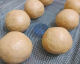 Foto langkah ke 5 dari resep Sourdough Donat Kentang.