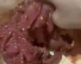 A picture of step 4 of Gyro Burgers 🇬🇷.