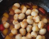 Foto langkah ke 3 dari resep Semur Telur Kentang Simpel.