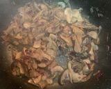 Foto del paso 3 de la receta: Risotto de jamón ibérico y setas