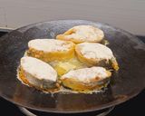 A picture of step 5 of Indian salmon or Blue threadfin/Rawas Fish - Fry.