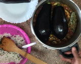 Foto del paso 3 de la receta: Exclusiva! berenjena rellena con arroz con salsa mantequilla
