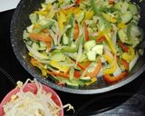 Foto del paso 3 de la receta: Tallarines con sabor oriental