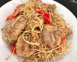 Hình bước làm 5 của món Sườn sụn non rang muối sả