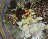 A picture of step 2 of Diet Bhel with Moong Sprouts.
