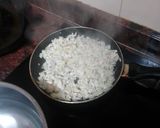 Foto del paso 2 de la receta: Pasta (oriecchiette) con salsa de pollo