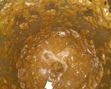 A picture of step 4 of Mushroom xacuti.