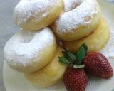 Foto langkah ke 7 dari resep Donat maizena lembut.