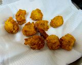 A picture of step 5 of Urad Dal Vada.