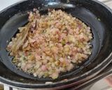 A picture of step 1 of Paneer bhurji.