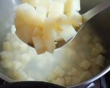 Foto del paso 3 de la receta: Ensalada de papas con ajo y perejil