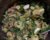 Foto langkah ke 4 dari resep Martabak Telur Kulit Lumpia.