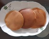 Foto langkah ke 5 dari resep Dorayaki teflon simpel no mixer.