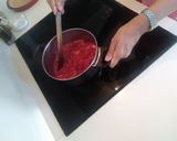 Foto del paso 12 de la receta: Tarta de fresas y panna cotta de albahaca