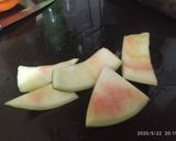 A picture of step 1 of Tooti-frooti.