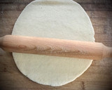 Foto del paso 5 de la receta: Cena italiana: Calzone clásico y Calzone de salchichón ibérico con champiñones