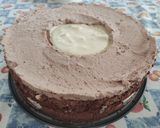 Foto del paso 8 de la receta: Pastel relleno nata y cubierto con dos chocolates