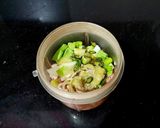 A picture of step 3 of Tri-colour Chicken Walnut Momos.