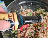 A picture of step 5 of Tuna Tostadas.