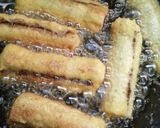 Foto langkah ke 4 dari resep Roti goreng gulung keju.