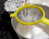 A picture of step 2 of Easy Cornstarch Cake.