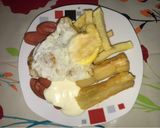 Foto del paso 3 de la receta: Salchipapa con yuquita