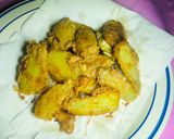 A picture of step 4 of Fried sweet potato in egg🍽.