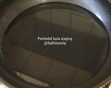 Foto langkah ke 2 dari resep Perkedel bola daging.