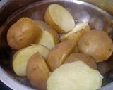 A picture of step 1 of Potato crispy cutlets.