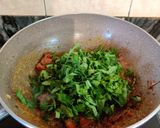 A picture of step 7 of Rajma palak curry.