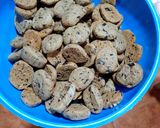 Foto del paso 4 de la receta: Galletitas con chocolate picado