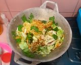 Foto langkah ke 7 dari resep Mi Goreng Jawa.