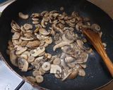 Pas rețetă Ciorba de pui cu legume de primavara 1 fotografie
