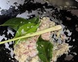 Foto langkah ke 4 dari resep Garang Asam Santan Pakai Daun Pisang.