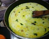 A picture of step 3 of Tadka Curd Curry.