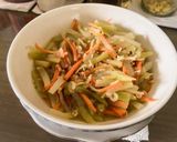 Foto langkah ke 4 dari resep Easy Cooking: Stir-Fried Chayote Squash With Anchovies (Tumis Labu Siam Ikan Teri).