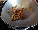 A picture of step 1 of Egg korma.