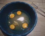 Foto langkah ke 1 dari resep Bolu Labu Kuning Lapis Keju.