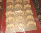 Foto del paso 7 de la receta: Medialunas de Manteca🥐