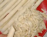 Foto langkah ke 2 dari resep Keripik Kulit Lumpia.