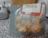 Foto del paso 1 de la receta Ensalada de patatas con aguacate y tomates cherry