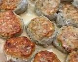 A picture of step 4 of Chicken meatballs, potatoes and lemon.