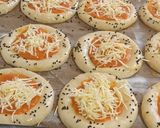 صورة لخطوة 7 من وصفة ميني بيتزا لمناسباتكم