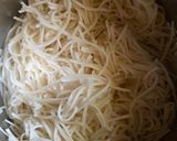 A picture of step 1 of Shrimp Chowmein.