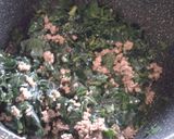 صورة لخطوة 1 من وصفة سبانخ مع الأرز المصري