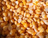 A picture of step 1 of Chana Dal Pulav.