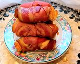 A picture of step 5 of Bacon-wrapped toasted bread rolls.