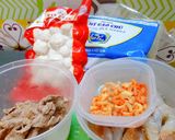Hình bước làm 1 của món Mì Chũ trộn muối ớt