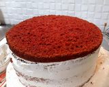 A picture of step 5 of Red velvet cake.